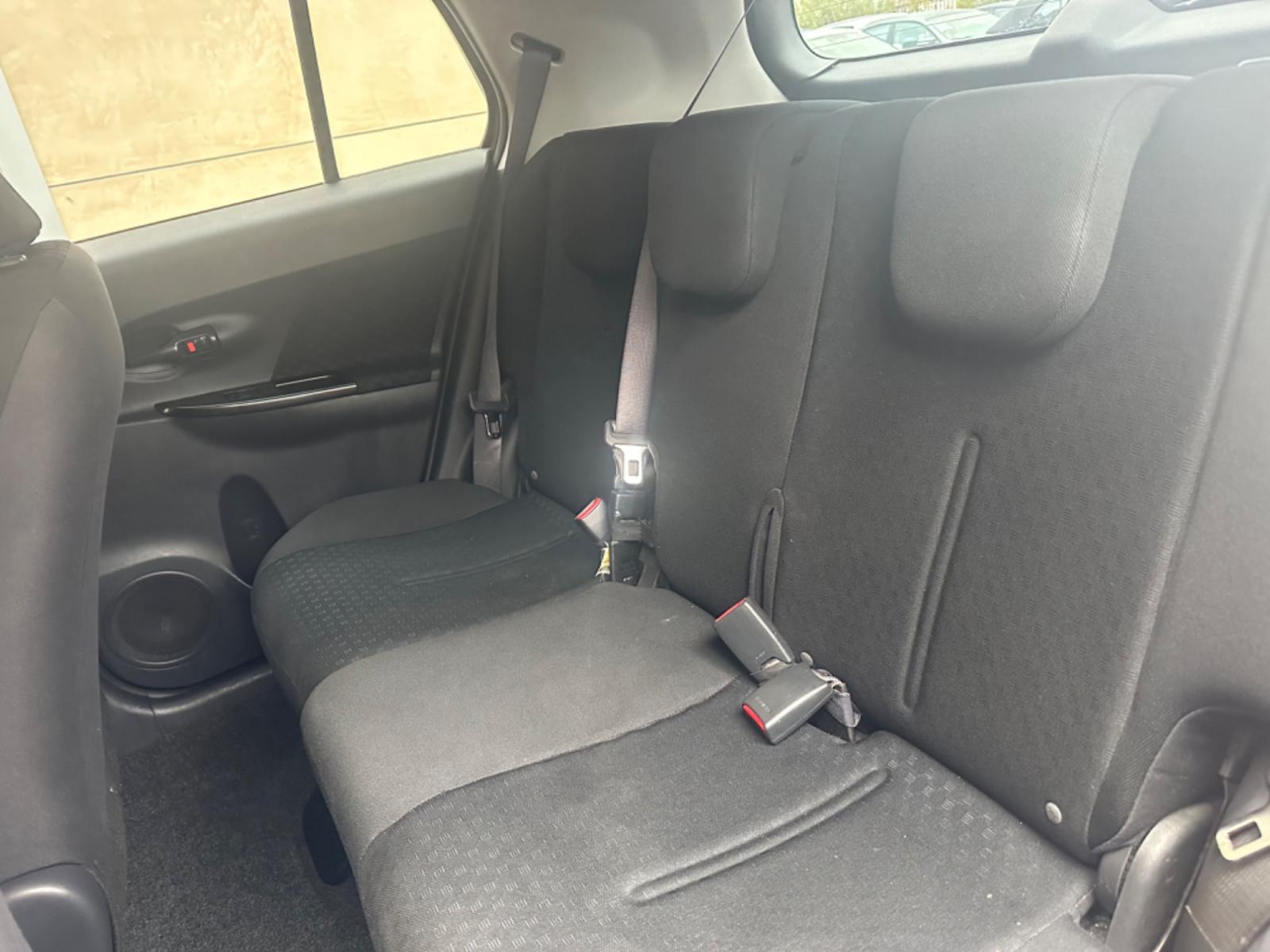 2009 Gray /Black Scion xD 5-Door (JTKKU104X9J) with an 1.8L L4 DOHC16V engine, automatic transmission, located at 30 S. Berkeley Avenue, Pasadena, CA, 91107, (626) 248-7567, 34.145447, -118.109398 - The 2009 Scion XD 4-Door Hatchback is a compact, versatile, and stylish vehicle that offers an exceptional driving experience. Located in the heart of Pasadena, CA, our dealership specializes in a comprehensive selection of used BHPH (Buy Here Pay Here) cars, including the dynamic Scion XD. This veh - Photo #17